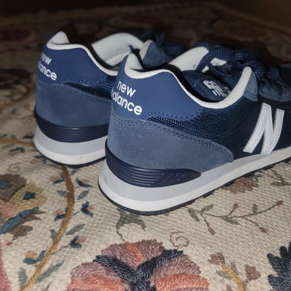 New balance navy blue like new - Picture 4 of 5